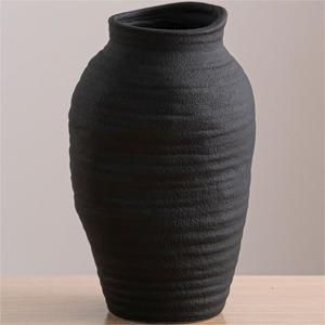 Petit vase en céramique noir de style rustique farmhouse avec fonction hydroponique pour la décoration de salon, de bureau, de fleurs séchées ou fraîches - Product Image 5