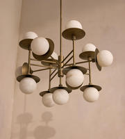 Composants circulaires de conception moderne tenant l'éclairage de lustre de lampes suspendues de globe d'albâtre