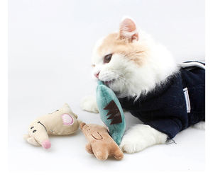 Jouet interactif pour chat de différentes couleurs Jouet pour chat en peluche à la mode Nouvel animal en peluche Fruit Jouets pour chat en peluche rempli d'herbe à chat - Product Image 2