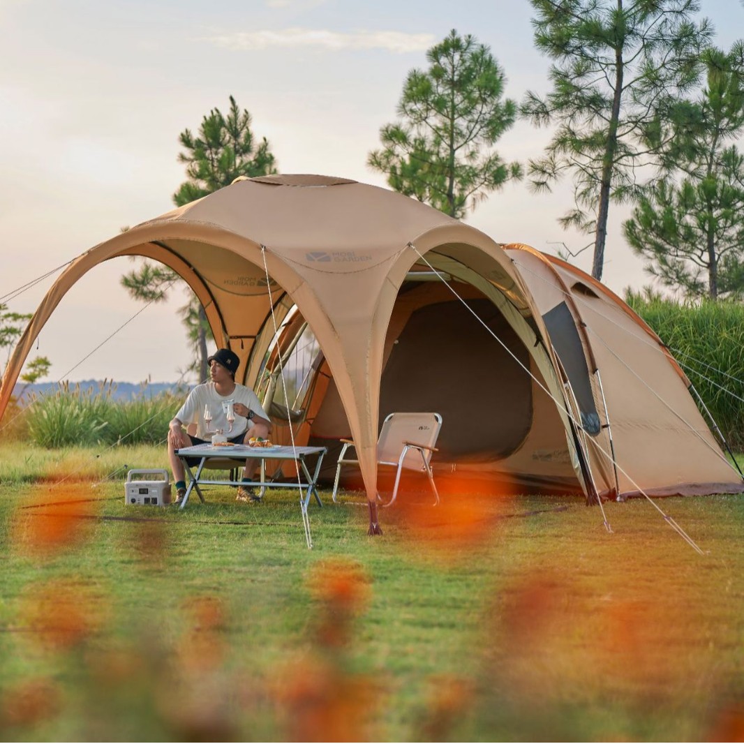 Mobi Garden Vestibule Portable Folding Camping Shelter Large Space