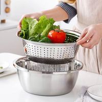 Ensemble de 3 Ustensiles de Cuisine en Métal en Acier Inoxydable : Coupe-Fruits et Légumes, Râpe, Découpeuse, Trancheuse avec Bassine d'Égouttage et Hachoir
