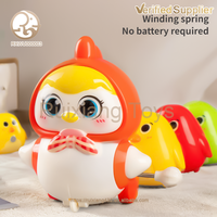 Jouets pour enfants, vente en gros, nouveau style, jouets à manivelle, balançoires et rotations, poulet à chaîne, jouets d'apprentissage pour ramper, dessin animé