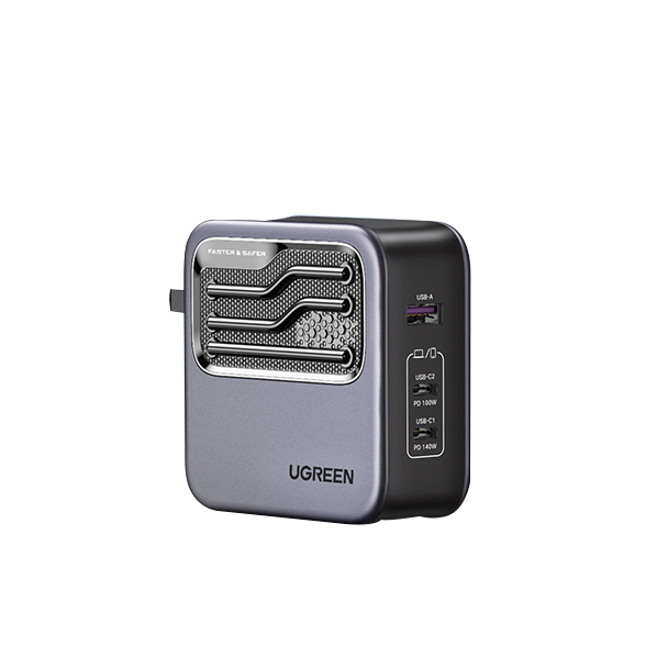 สีเทาเข้ม