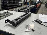 Support de montage en tôle sur mesure, assemblage de supports métalliques, support OEM fabriqué en Chine