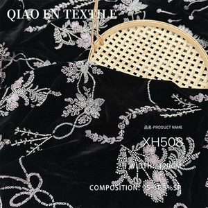 Tela Brocada de Terciopelo Elástico de Lujo Ligero con Bordado de Cuentas 3D, Accesorios Resistentes a la Abrasión, 100% Acrílico Hecho a Mano - Product Image 2