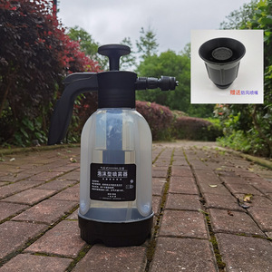 Pulverizador Manual Neumático de Espuma 2L Resistente a Ácidos y Álcalis para Lavado de Autos, Riego de Flores y Uso en Jardín - Product Image 4
