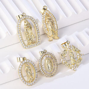 Joyerí<span class=keywords><strong>a</strong></span> CM al por Mayor Colgante Dije Religioso de Latón Chapado en Oro de 14k para Mujer - Exquisito Diseño Cristiano de la Virgen Marí<span class=keywords><strong>a</strong></span> - Product Image 1