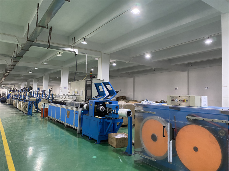 6 / 24 Core Single Mode Central Loose Tube GYTC8S Corrugated Tape For Fiber Optic Cable Outdoor