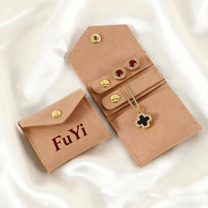 Pochette à bijoux en suède microfibre, fermeture à bouton pression en métal doré à rabat triangulaire, double compartiment pour boucles d'oreilles - Product Image 6