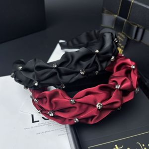 Ankela - Diadema de mujer roja con diseño de rombos, borde ancho, corona alta, versátil, minimalista y sofisticada, con clip para el pelo - Product Image 2