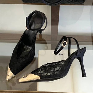 Escarpins élégants noirs en dentelle à talons fins et bout <span class=keywords><strong>pointu</strong></span> avec bride cheville et embout métallique pour femme, collection Printemps-Été, en EVA, pour fêtes et mariages - Product Image 3