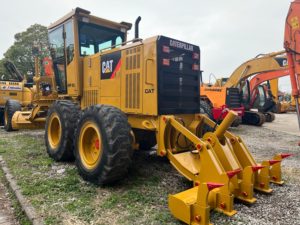 Motoniveladora CAT 140 G 140h 140k 120k Usada de Buena Calidad en Venta al Por Mayor - Product Image 2