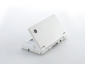 Consola de Juegos Portátil DSI Desbloqueada de Alta Calidad con Tarjeta de 32/64/128 GB + Tarjeta R4 para Jugar Juegos Gratis - Product Image 5