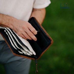 Étui de rangement pour gants de golf en cuir véritable Boshiho, étui de protection pour gants, sac de rangement imperméable de qualité supérieure pour accessoires de golf - Product Image 5