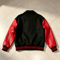 Veste universitaire noire et rouge pour femme OEM, avec logo personnalisé, manches en similicuir, streetwear, broderie personnalisée en PU, coton automne