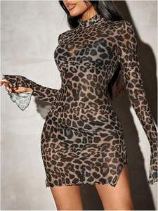 เดรสทรงเข้ารูป แขนยาวทรงกระดิ่ง คอเต่า ลายเสือดาว สไตล์วินเทจ แต่งระบายชายกระโปรง ผ้าบาง โชว์สัดส่วนช่วงเอวทรงเอ็มไพร์ ความยาวมินิ - Product Image 5