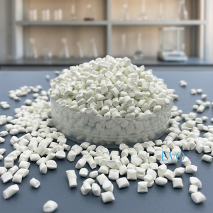 Granulés blancs de Caco3 Filler Masterbatch fabriqués au Vietnam - Product Image 1