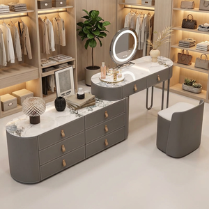 Ensemble de coiffeuse moderne en bois massif avec organisateur de bijoux, miroir éclairé réglable et tabouret – Table de maquillage fonctionnelle pour chambre/salon - Product Image 5