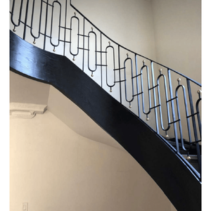 Rampe d'escalier moderne en fer forgé, balustrade au design géométrique, panneau métallique minimaliste, décoration intérieure durable, fixation au sol - Product Image 1