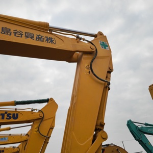 Used Komatsu PC350-7 Crawler Excavator Core Components Including Engine Pump Construction <b>Machinery</b> 35TON Operating Weight 180kw - Product Image 3