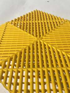 Carrelage de <span class=keywords><strong>sol</strong></span> de <span class=keywords><strong>garage</strong></span> en plastique imbriqué en Pp Carrelage d'entrepôt robuste Plancher de <span class=keywords><strong>garage</strong></span> pour utilisation dans le <span class=keywords><strong>garage</strong></span> - Product Image 4