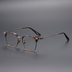 Novedad 2025: Monturas de Gafas Retro de Titanio para Hombre, al por Mayor, de Moda, para Negocios, Ópticas - Product Image 1