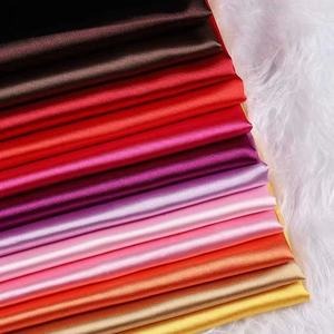 Precio más barato de fábrica 100% tela satinada de poliéster tela satinada brillante rollo de tela satinada de lujo para vestido de mujer - Product Image 4