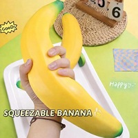 Squishy fruit slow rebound speelgoed: aardbei, druif, perzik, banaan, ananas, appel, wortel, maïs, aubergine, groente, squishy speelgoed
