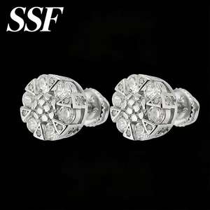 ต่างหูแบบหมุดทรงกลม ชุบทอง 18k ประดับเพชรโมอิสซาไนต์ VVS คุณภาพสูง ตัวเรือนเงินแท้ 925 แบบเกลียวหลังรูปดอกไม้ สำหรับผู้ชาย - Product Image 1