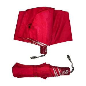 Parapluie compact robuste Red Chhaya pour hommes et femmes, parapluie pliant léger pour la pluie, en vente par les exportateurs - Product Image 4