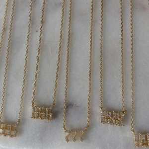 Collar de la Suerte Chapado en Oro con Colgante de Número de Diamantes Personalizado, Nuevas Llegadas - Product Image 1