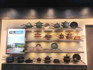 鍛造調理器具セット健康的なノンスティックコーティング誘導ボトムソフトタッチハンドルパンとポット - Product Image 5