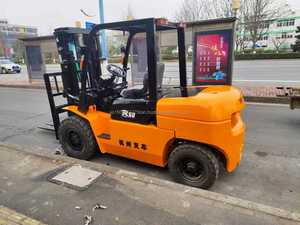 <b>Top</b> Performance Hangzhou R50 Counterbalance Forklift Used Diesel 1500kg <b>Load</b> Capacity 5000kg Weight 4X4 Drive 2012 Model 3m - Product Image 2
