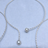 Collier élastique ajustable incrusté de perles de culture d'eau douce rondes de 9-10 mm et de 11-12 mm, légèrement irrégulières, plaqué or 14 carats