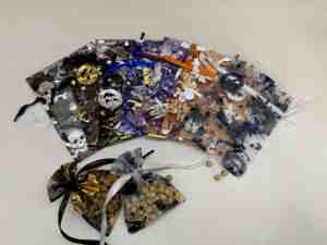 Truco o trato de Halloween, bolsa de dulces, patrón de calabaza de Calavera, bolsillo con cordón de organza - Product Image 5