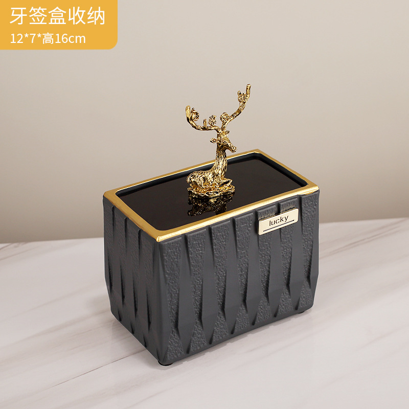 Cross-patterned toothpick box