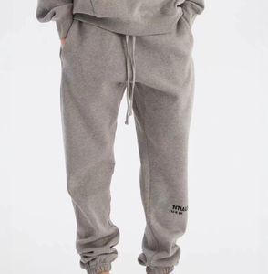 Conjunto Deportivo de 2 Piezas para Hombre, Diseño Original SS22, Alta Calidad, Personalizado, Pantalones Jogger y Sudadera con Letras Estampadas - Product Image 2