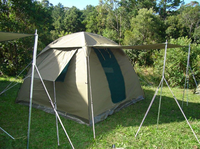 Tente de camping safari robuste en toile Ripstop 440 GSM, facile à monter, imperméable, avec structure en acier à ressort pour le glamping en extérieur