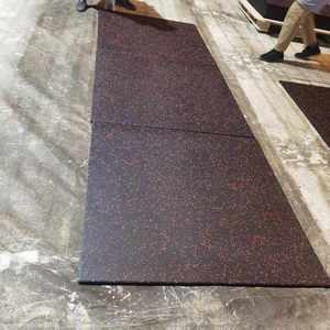 Dalles <span class=keywords><strong>de</strong></span> sol en caoutchouc EPDM à emboîtement 1000x1000x15mm, absorption des chocs, réduction du bruit pour appartements - Moderne - Product Image 1