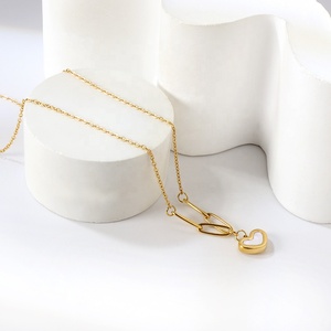 <span class=keywords><strong>Collana</strong></span> di gioielli in conchiglia oro placcato da <span class=keywords><strong>donna</strong></span> <span class=keywords><strong>collana</strong></span> pendente <span class=keywords><strong>con</strong></span> <span class=keywords><strong>incisione</strong></span> personalizzata moda 316L collane a cuore in acciaio inossidabile - Product Image 4