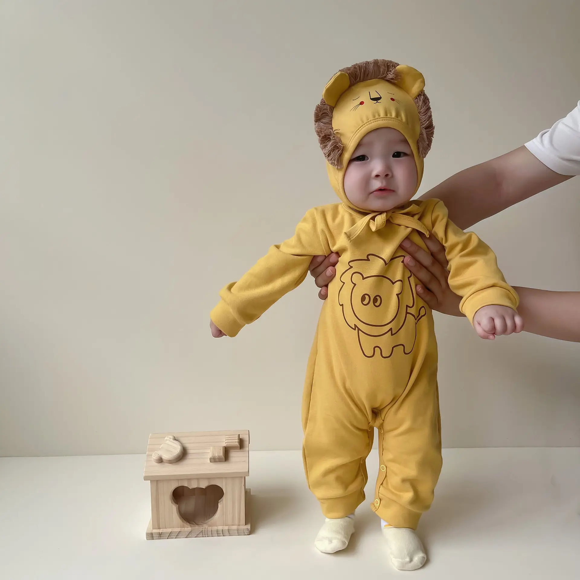 2023 Herbst New Little Lion Sweetheart Ins Kinder gedruckt One Piece Baby Centenary Set