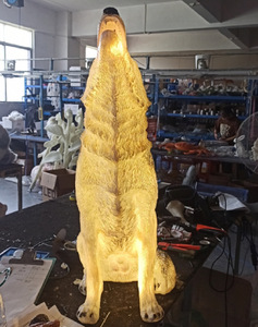 Escultura de Animal de Resina Impermeable, Estatua Realista para Jardín, Escultura con Forma de Lobo con LED Solar para Decoración de Jardín, Césped y Paisaje - Product Image 3