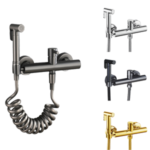 Juego de rociador de bidé de mano oculto de latón premium para agua fría y caliente, ducha Shattaf de alta presión para <span class=keywords><strong>inodoro</strong></span>, ideal para baños modernos de hotel. - Product Image 1