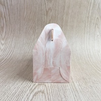 Boîtes à gâteaux rigides en carton recyclable avec gaufrage, taille et couleur personnalisées, emballage de boulangerie en gros en Chine