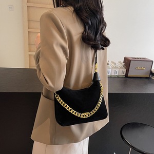 Sac à bandoulière en faux daim pour femme, petit format, nouvelle tendance hiver 2024, sac bandoulière coréen à chaîne, sac à main en ligne - Product Image 3