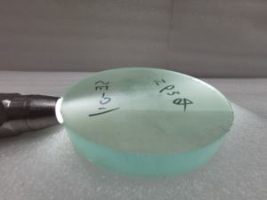 Unimoss SiC VVS-material transparente verde sin cortar sin pulir, de alta pureza, precio por gramos, moissanita sintética rugosa, en venta - Product Image 4