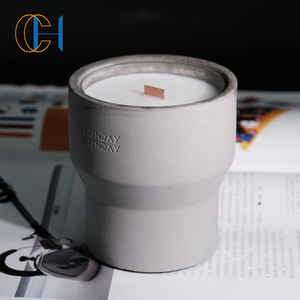 C & H Luxury Home Decoration vaso portacandele in cemento personalizzato da lunedì con coperchio in metallo - Product Image 1