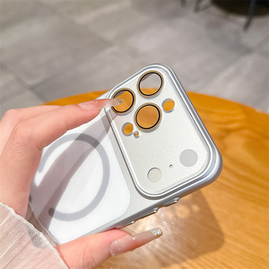 Custodia di Lusso Trasformabile in 17 Modelli per <span class=keywords><strong>iPhone</strong></span> <span class=keywords><strong>13</strong></span> 14 15 16 17 <span class=keywords><strong>Pro</strong></span> Max con <span class=keywords><strong>Protezione</strong></span> Lente in Vetro e Ricarica Magnetica - Product Image 3