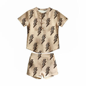 Ensemble de vêtements courts neutres personnalisés pour bébés, cool <span class=keywords><strong>dude</strong></span>, <span class=keywords><strong>t</strong></span>-<span class=keywords><strong>shirt</strong></span> et short surdimensionnés en coton tricoté, tenue 2 pièces pour bébé - Product Image 6