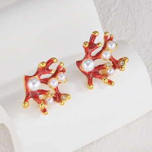 ต่างหูมุกปะการังสีแดง |   เครื่องประดับสแตนเลสสตีลเคลือบทอง 18K PVD ลายเคลือบสีสันจากมหาสมุทรสำหรับผู้หญิง |   สวยงามและทนทาน - Product Image 3